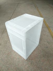 ความจุในการโหลด 15 กก. Virgin Polyethylene Euro Containers 400 * 300 มม. ที่เก็บแสงของสายพานลำเลียง