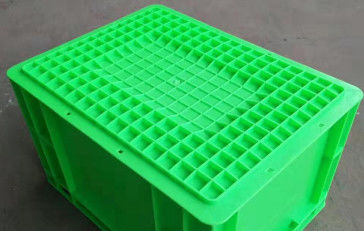 เป็นมิตรกับสิ่งแวดล้อม Euro Stacking Containers 400 * 300 mm Virgin Plastic Color Customized
