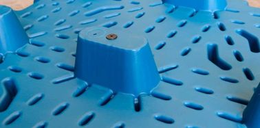 การปรับแต่ง 1100 * 1100 Mm LDPE Blow Molding พาเลทพลาสติก Single Faced