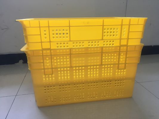 ลังพลาสติกผักและผลไม้ 600 * 400 มม. การกระจายการหมุนเวียนที่วางซ้อนกันได้